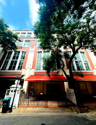 ทาวน์โฮมให้เช่า : P0064 ปล่อยเช่าราคาดี! Baan Klang Krung Thonglor : บ้านกลางกรุงทองหล่อ