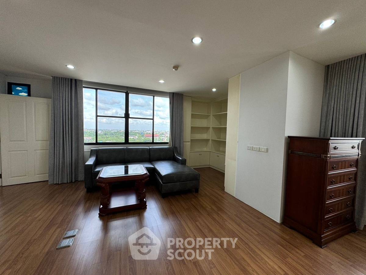 รูป คอนโด 3 ห้องนอน 218 ตร.ม. ให้เช่า Riverine Place ใกล้สวนใหญ่ (ID 2004457) - รูปที่ 11/16