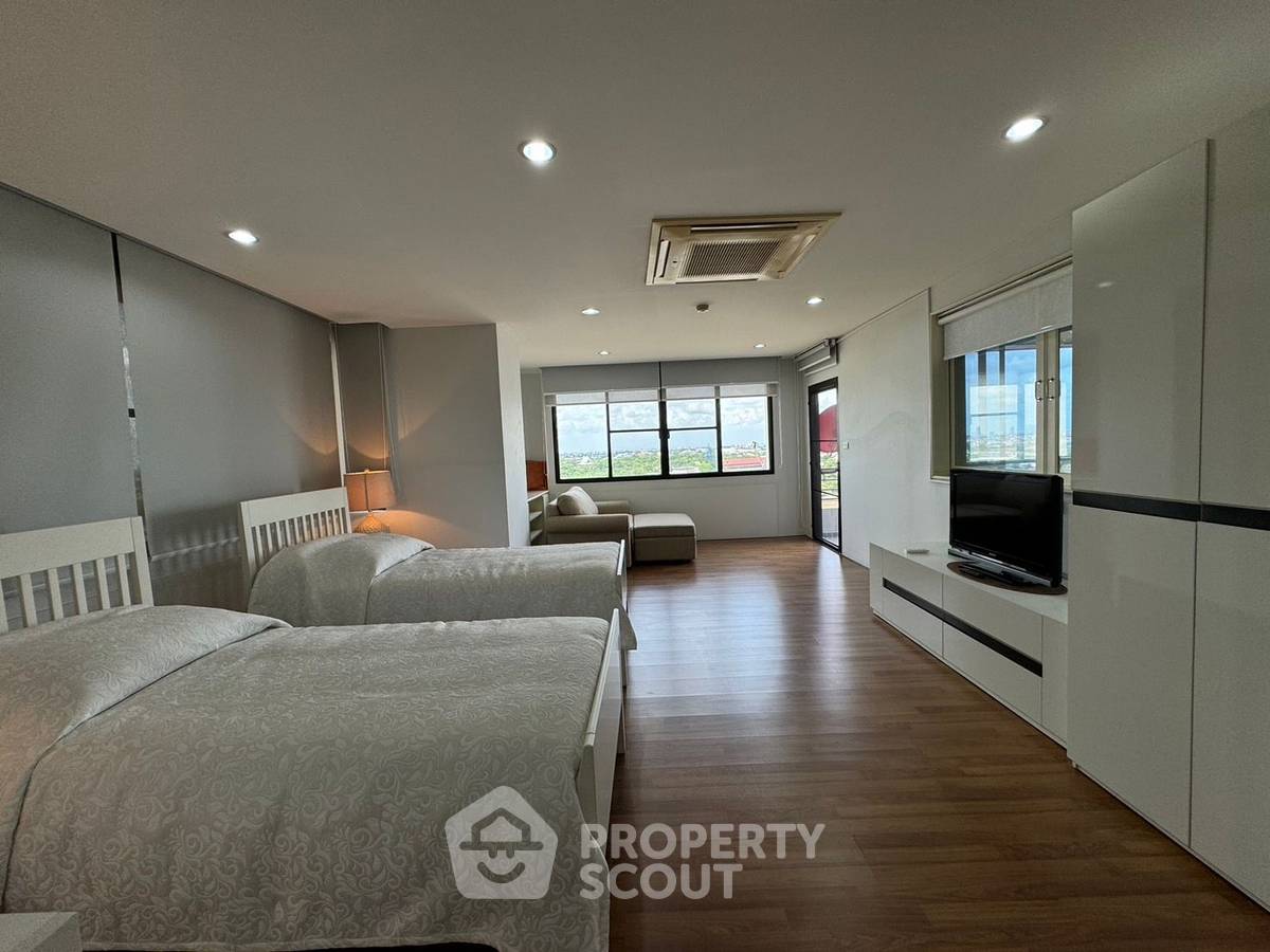 รูป คอนโด 3 ห้องนอน 218 ตร.ม. ให้เช่า Riverine Place ใกล้สวนใหญ่ (ID 2004457) - รูปที่ 3/16