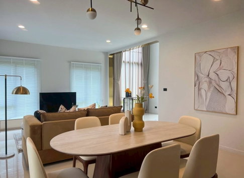  🏡บ้านหรูให้เช่า✨บุราสิริ กรุงเทพกรีฑา แต่งครบสวยพร้อมอยู่ (4 ห้องนอน 4 ห้องน้ำ) เพียง 175,000/เดือน ▫️Line: @sanhaproperty📲092-6242892 รหัส SHW026