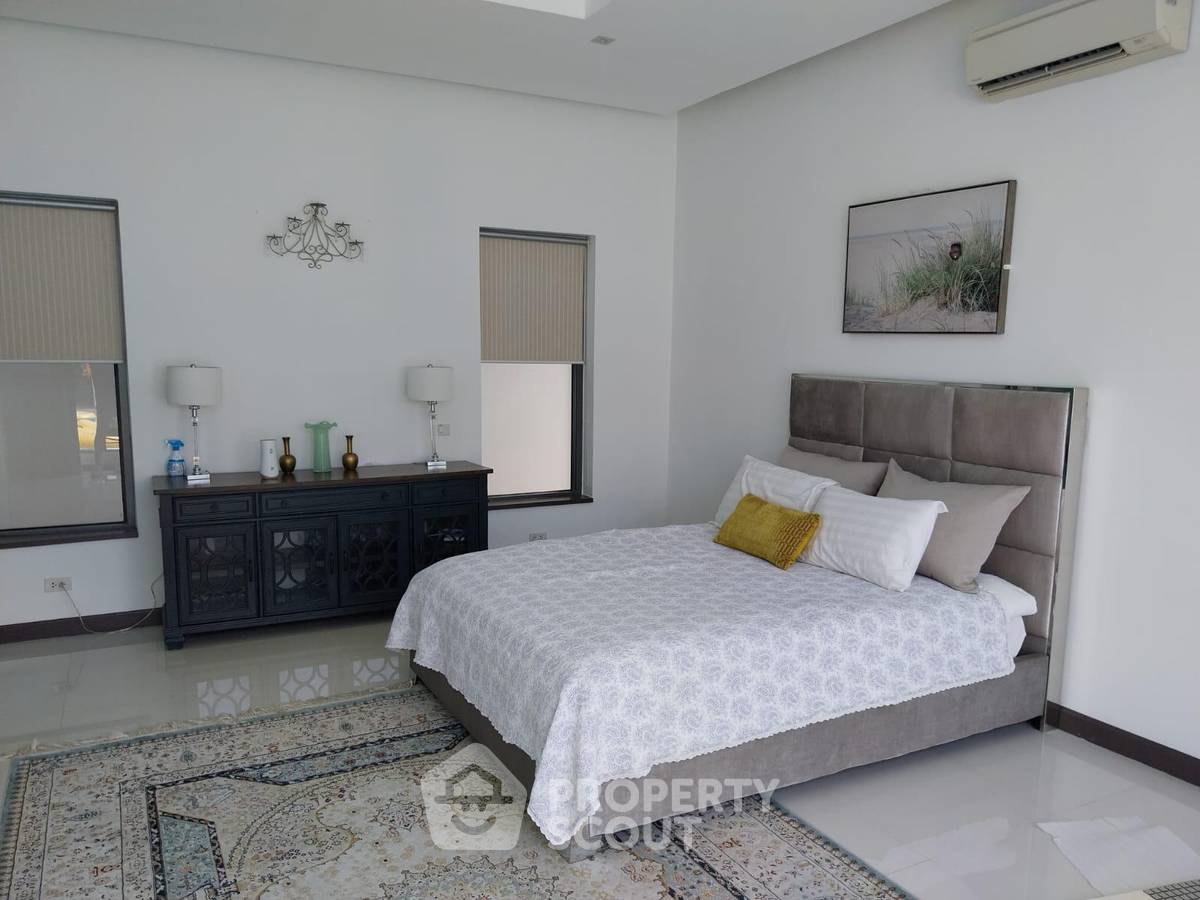รูป วิลล่า 4 ห้องนอน ขนาด 360 ตร.ม. ขายในราไวย์ ภูเก็ต (ID 2005680) - รูปที่ 4/16