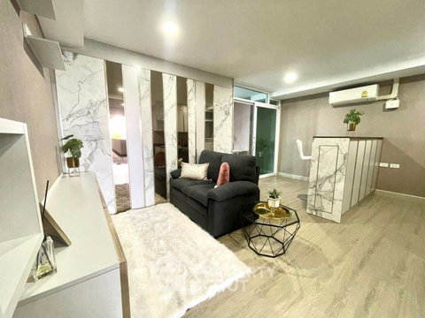 คอนโด 1 ห้องนอน ขาย Grand View Condo ใกล้บ้านอำเภอ (ID 1443971)