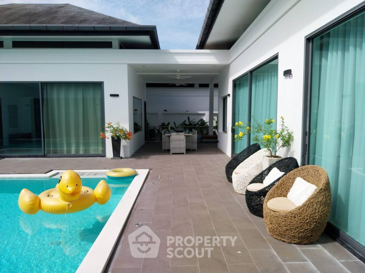 รูป วิลล่า 4 ห้องนอน ขนาด 360 ตร.ม. ขายในราไวย์ ภูเก็ต (ID 2005680) - รูปที่ 2/16