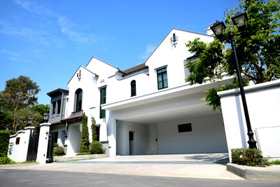 บ้านเดี่ยว สนามบินสุวรรณภูมิ : P0055 ขายบ้านสวยหรูที่โครงการ!  Nantawan Rama 9 - New Krungthepkreetha