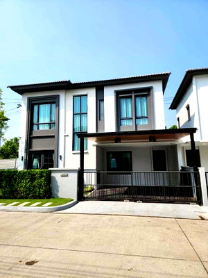 บ้านเดี่ยวให้เช่า : P0075 ปล่อยเช่าบ้านราคาดี! GRANDE PLENO สุขุมวิท-บางนา บ้านสไตล์ยุโรป