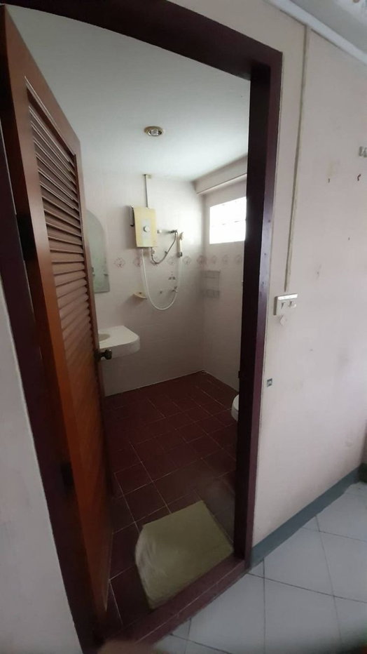 รูป ขาย ที่ดินพร้อมบ้านเดี่ยว โกดัง และออฟฟิศ เลขที่ 24, 26 - รูปที่ 18/20