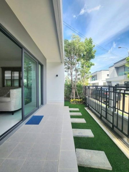 รูป P0092 ขาย บ้านใหม่ Centro บางนา ใกล้เมกะบางนา - รูปที่ 2/16
