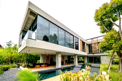 Houses for sale Phra Nakhon Sri Ayutthaya : For Sale: A Luxurious Riverside Vacation Home in Ayutthaya Modern, elegant, and tastefully designed with privacy and tranquility 