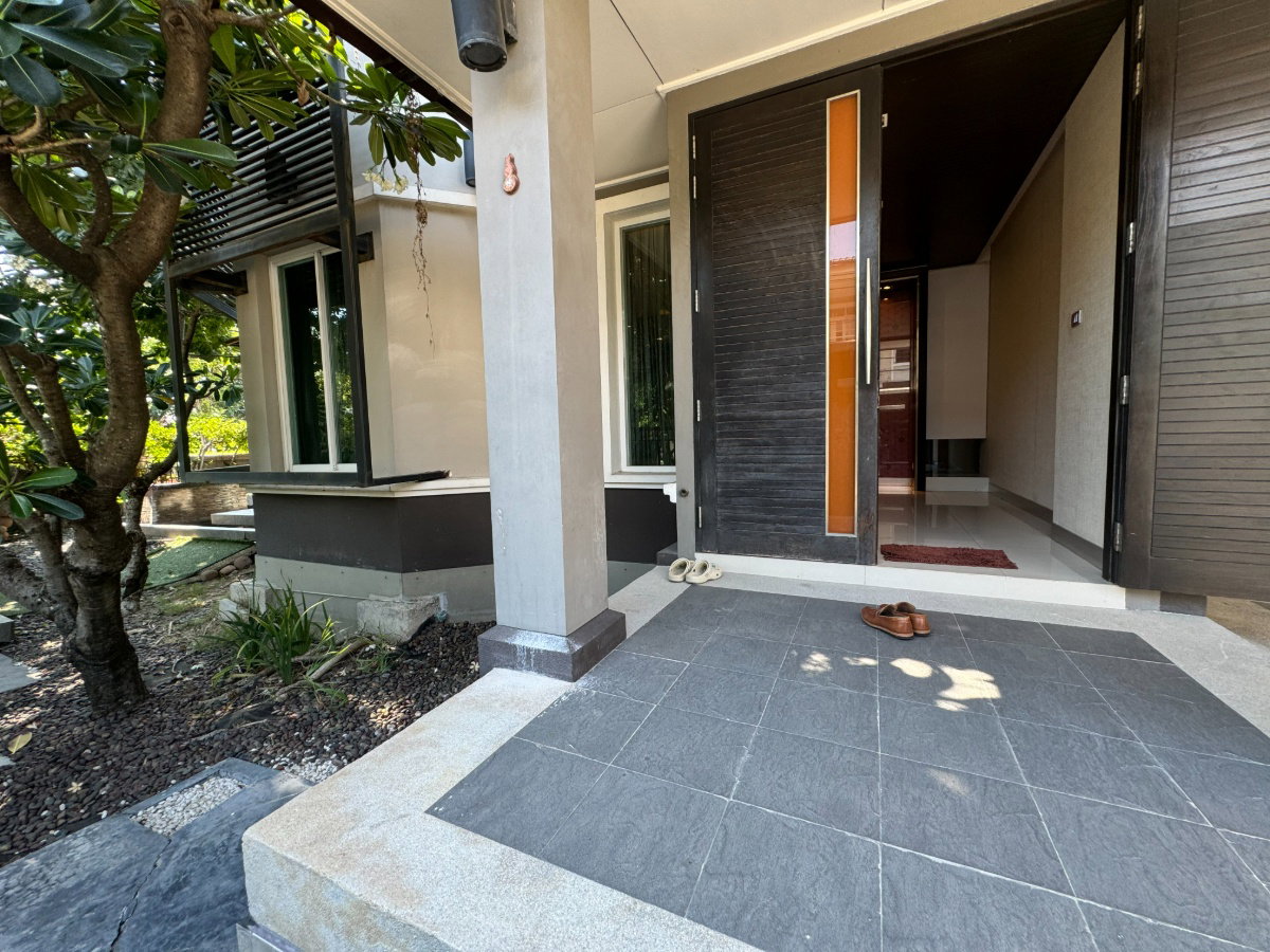 รูป P0107 โกลเด้นนครา – บ้านหรูหลังใหญ่ 2 ชั้น ใจกลางลาดพร้าว - รูปที่ 40/40