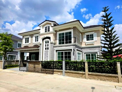 Houses for rent : P0108 Golden Neo Sukhumvit - Lasalle Luxury Home for Rent