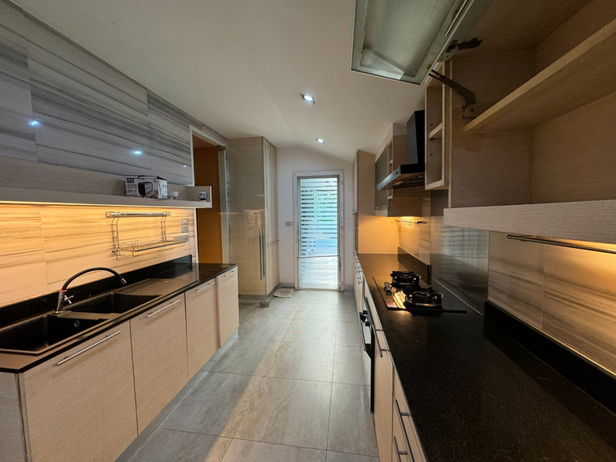 รูป P0107 โกลเด้นนครา – บ้านหรูหลังใหญ่ 2 ชั้น ใจกลางลาดพร้าว - รูปที่ 29/40