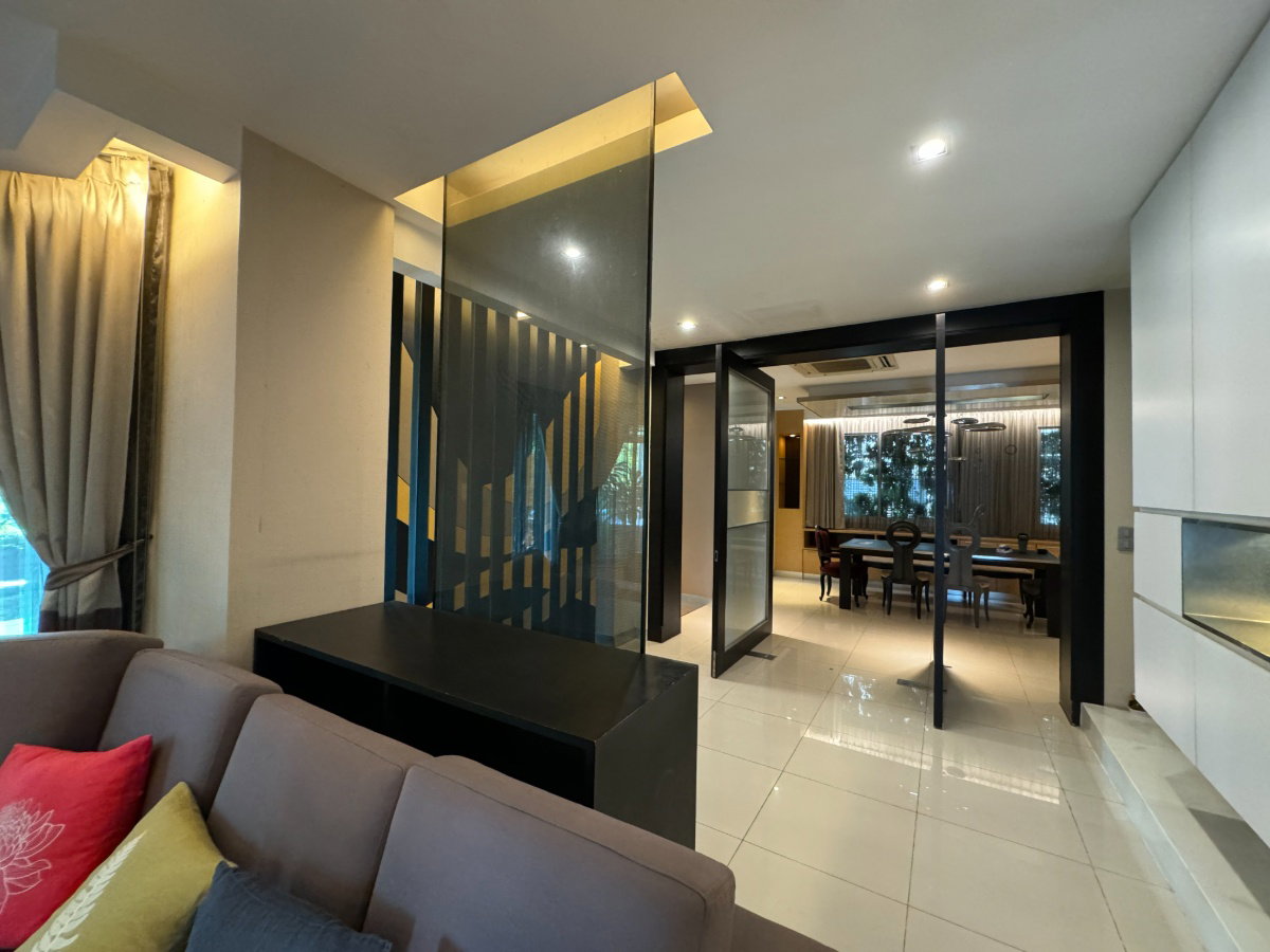 รูป P0107 โกลเด้นนครา – บ้านหรูหลังใหญ่ 2 ชั้น ใจกลางลาดพร้าว - รูปที่ 6/40