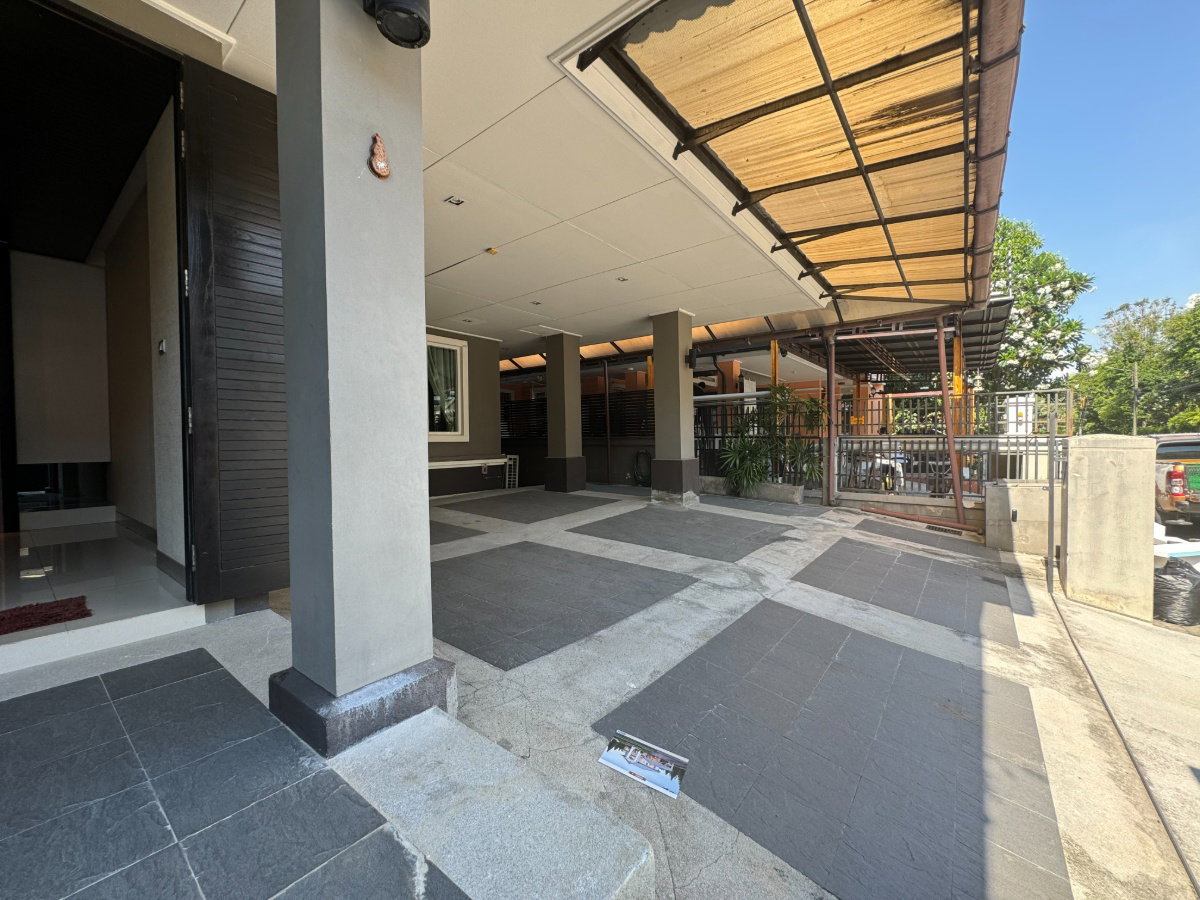 รูป P0107 โกลเด้นนครา – บ้านหรูหลังใหญ่ 2 ชั้น ใจกลางลาดพร้าว - รูปที่ 36/40