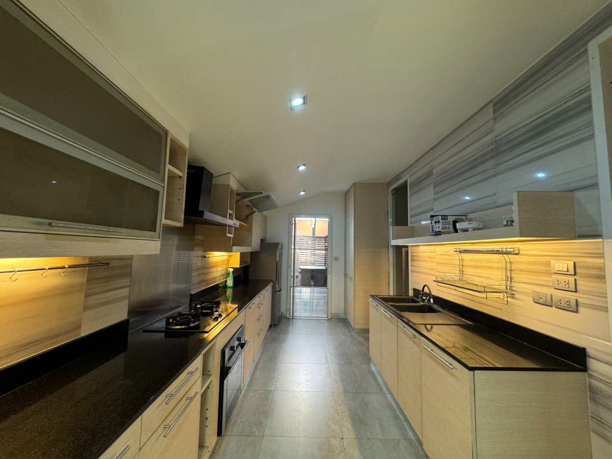 รูป P0107 โกลเด้นนครา – บ้านหรูหลังใหญ่ 2 ชั้น ใจกลางลาดพร้าว - รูปที่ 27/40