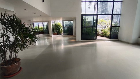 LTHC12842 - Condo for sale คอนโด ขาย at Somkid Gardens สมคิด การ์เดน Size 437 sqm. 4 beds 4 baths Near BTS Chit Lom Station ONLY 98 MB