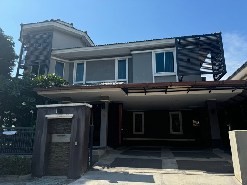 Houses for sale : P0107 Golden Nakara – Spacious Luxury Home in Central Bangkok