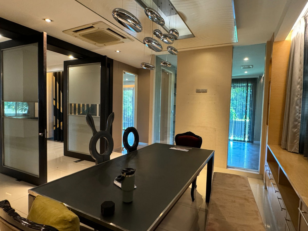 รูป P0107 โกลเด้นนครา – บ้านหรูหลังใหญ่ 2 ชั้น ใจกลางลาดพร้าว - รูปที่ 16/40