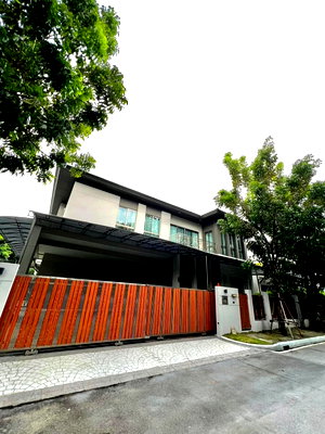 บ้านเดี่ยว วิทยาลัยพณิชยการบางนา : P0122 ขายบ้านหรู โครงการ Grand Bangkok Boulevard ศรีนครินทร์