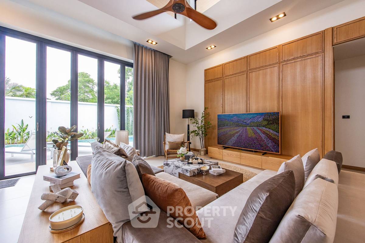 picture 4-Bedroom Villa 375 Sqm, Monetaria Villas Near Rawai Phuket (ID 1340038) - 23/27