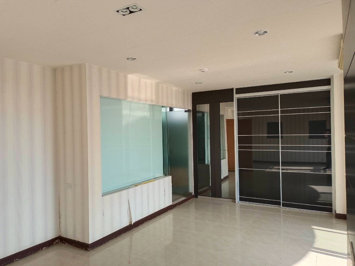 รูป ขาย  ห้อง  1 ห้องนอน ที่ คอนโด เซ็นทรัลซิตี นอธ-เซาท์, ใกล้ ห้าง Central บางนา - รูปที่ 5/9