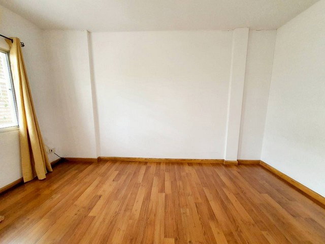 picture FOR SALE  TOWNHOUSE PROPERTY  2450000 BAHT. - 12/17