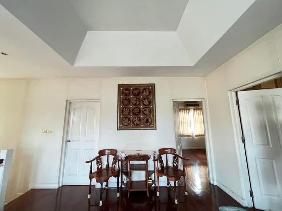รูป P0125 ขายบ้านด่วน! บ้านเดี่ยว ลดาวัลย์ ถ.เฉลิมพระเกียรติ ร.9 - รูปที่ 6/12