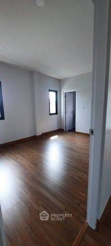 รูป บ้านเช่า 4 ห้องนอน ศูนย์วิภาวดี ดอนเมือง (ID 2169587) - รูปที่ 2/10