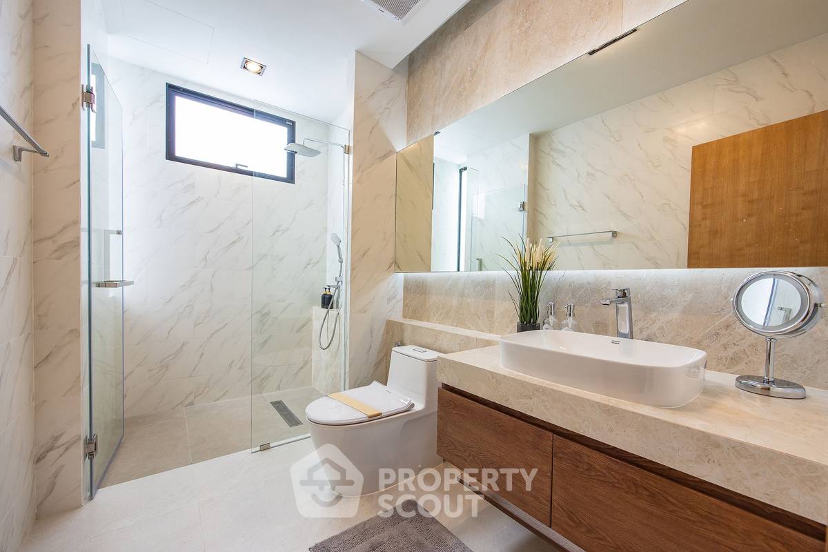 picture 4-Bedroom Villa 375 Sqm, Monetaria Villas Near Rawai Phuket (ID 1340038) - 19/27