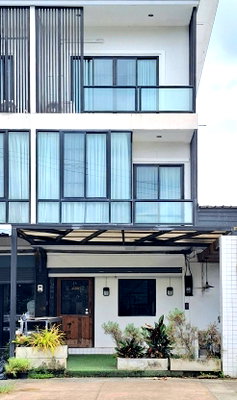 อาคารพาณิชย์ การไฟฟ้าส่วนภูมิภาค เขต 1 ภาคเหนือ เชียงใหม่ : ขายอาคารพาณิชย์ทำเลดี ใกล้โรงเรียนวารี ใกล้ 89 พลาซ่า ขนาด 3 นอน 4 น้ำ 2 จอด ราคา 3.99 ล้านบาท อยู่อาศัย ทำธุรกิจร้านกาแฟ ร้านอาหาร อื่นๆ