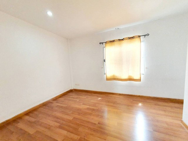 picture FOR SALE  TOWNHOUSE PROPERTY  2450000 BAHT. - 13/17