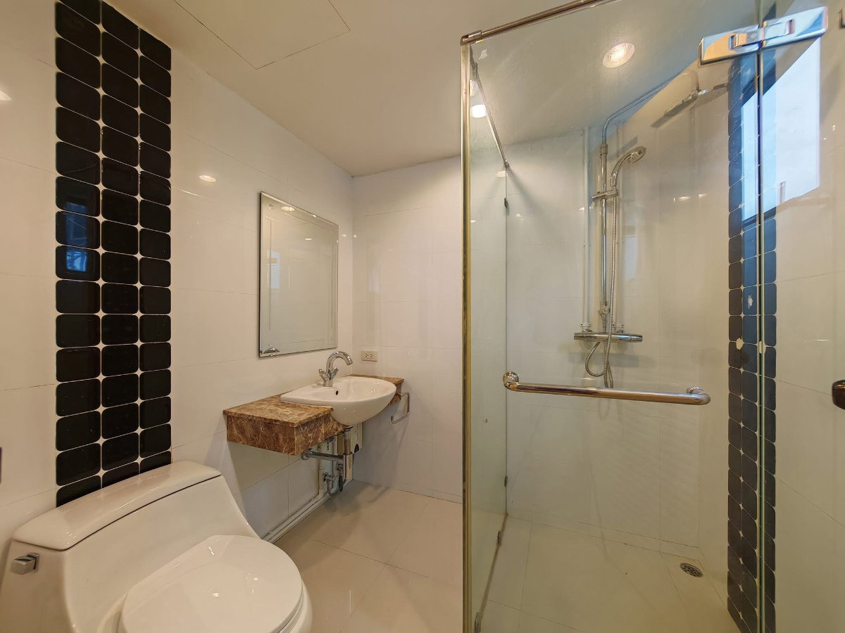 รูป #R5307 ให้เช่าคอนโด La Maison Ruamrudee - รูปที่ 19/28