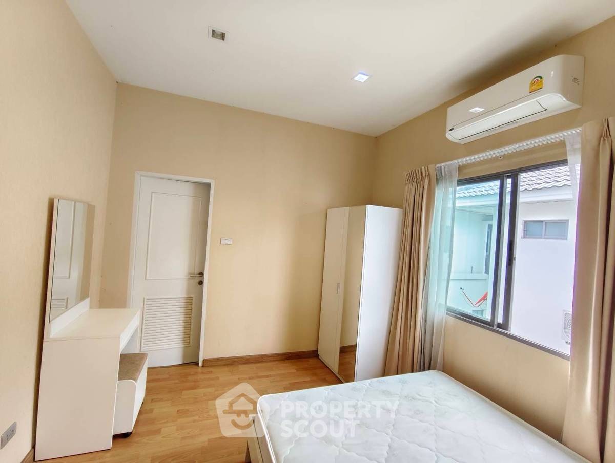 รูป บ้าน 3 ห้องนอน ขนาด 200 ตร.ม. Perfect Place Sukhumvit 77-Suvarnabhumi (ID 2221953) - รูปที่ 9/28