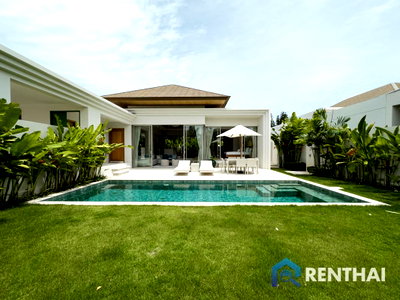 Houses for sale Don Jom Tao Road Phuket : For sale villa  at Trichada Essence