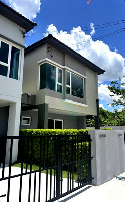 ขายบ้านเดี่ยว : ขายบ้านแฝด โครงการ พลีโน่ ปิ่นเกล้า-จรัญฯ 2 2 ชั้น 3 ห้องนอน 3 ห้องน้ำ