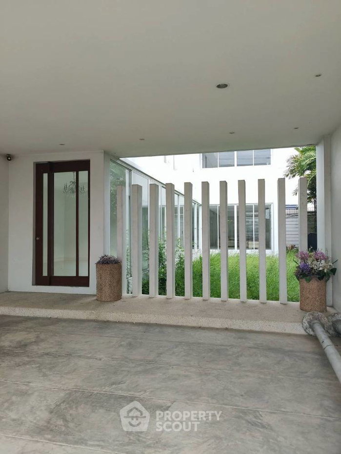 รูป บ้านเดี่ยว 3 ห้องนอน ขาย 310 ตร.ม. ใกล้สนามบินสุวรรณภูมิ แขวงสะพานสูง (ID 1497419) - รูปที่ 2/6