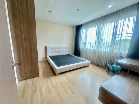 ขายคอนโดกรีน เลค ศรีราชา ห้องสวย ตกแต่งครบ พร้อมเข้าอยู่ 