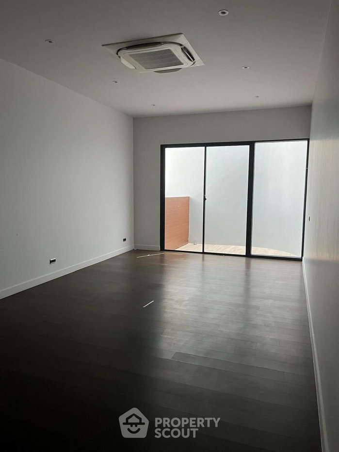 รูป บ้านเดี่ยว 3 ห้องนอน 430 ตร.ม. ขาย โครงการ BuGaan Krungthep Kreetha เขตหัวหมาก (ID 1836629) - รูปที่ 10/14