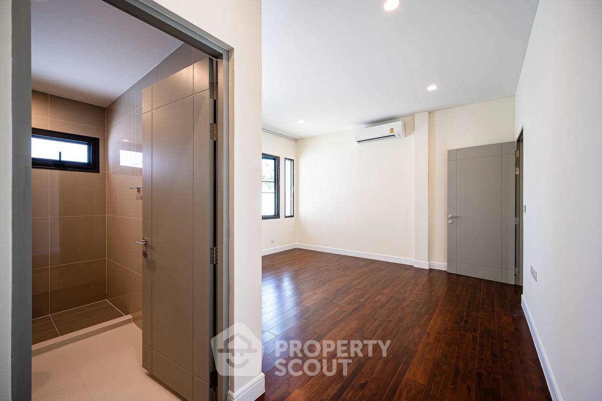 รูป บ้านขาย 5 ห้องนอน นาราศิริ พระราม 2 ใกล้แหล่งสะเม็ดดัม (Pet-Friendly) (ID 1330992) - รูปที่ 19/29