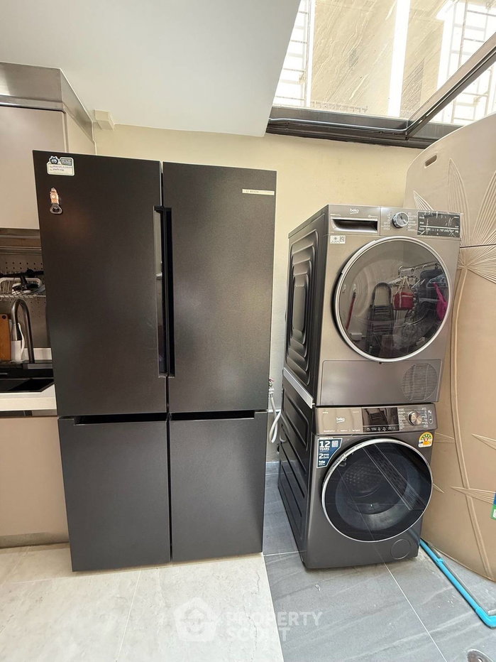 รูป ทาวน์โฮม 3 ห้องนอน ให้เช่า โครงการ DEMI SATHU 49 บางโพงพาง (ID 2228912) - รูปที่ 8/13