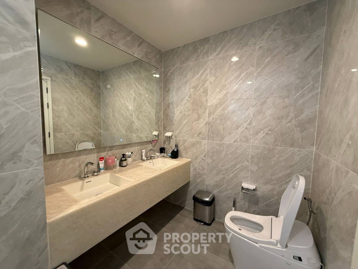 รูป ทาวน์โฮม 3 ห้องนอน ให้เช่า โครงการ DEMI SATHU 49 บางโพงพาง (ID 2228912) - รูปที่ 2/13