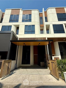 ทาวน์โฮม 3 ห้องนอน ให้เช่า โครงการ DEMI SATHU 49 บางโพงพาง (ID 2228912)