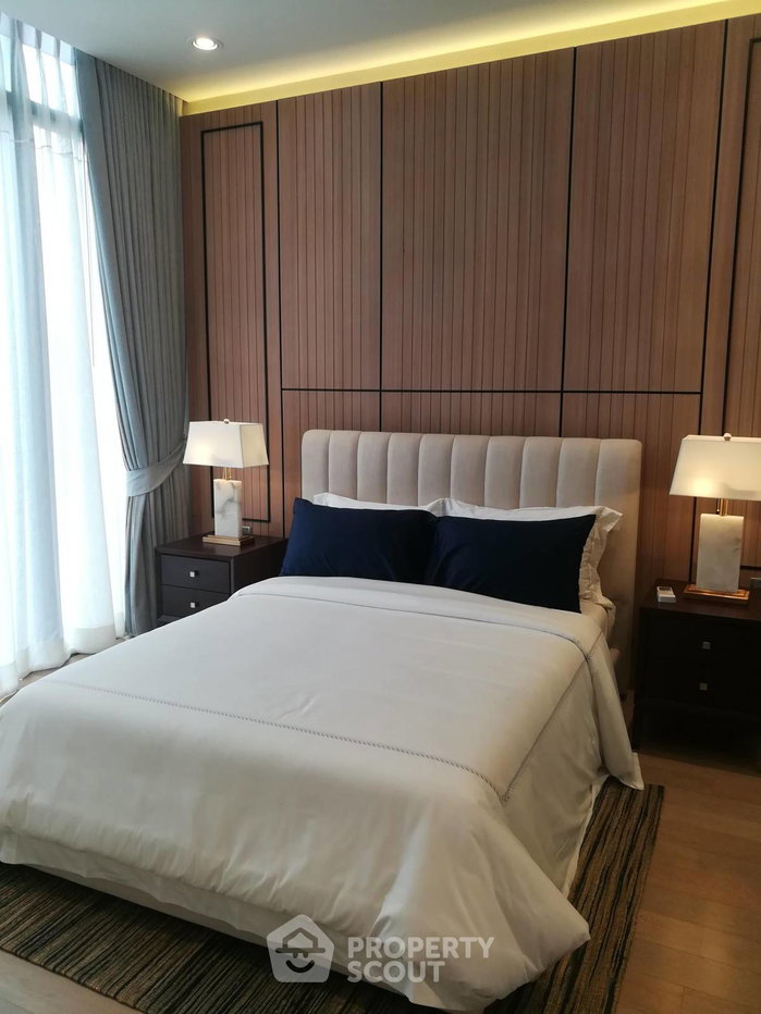 รูป คอนโด 2 ห้องนอน 112 ตร.ม. ชั้นสูง 20 ที่ Royce Private Residences ใกล้ MRT สุขุมวิท (ID 452753) - รูปที่ 12/17