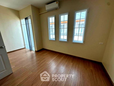 Houses for sale Rubberland : 4-BR House close to East Pattaya (ID 2229409)