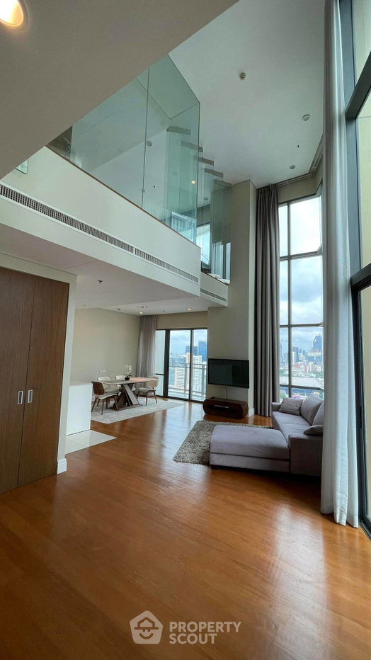 รูป คอนโด 3 ห้องนอน ชั้น 25 ขนาด 180 ตร.ม. Bright Sukhumvit 24 Condominium BTS พร้อมพงษ์ (ID 783019) - รูปที่ 3/20