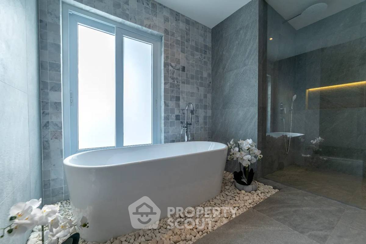 รูป บ้านเดี่ยว 6 ห้องนอน ขาย โครงการ สยามรอยัลวิว พัทยา (พัทยาตะวันออก) (ID 2091415) - รูปที่ 37/41