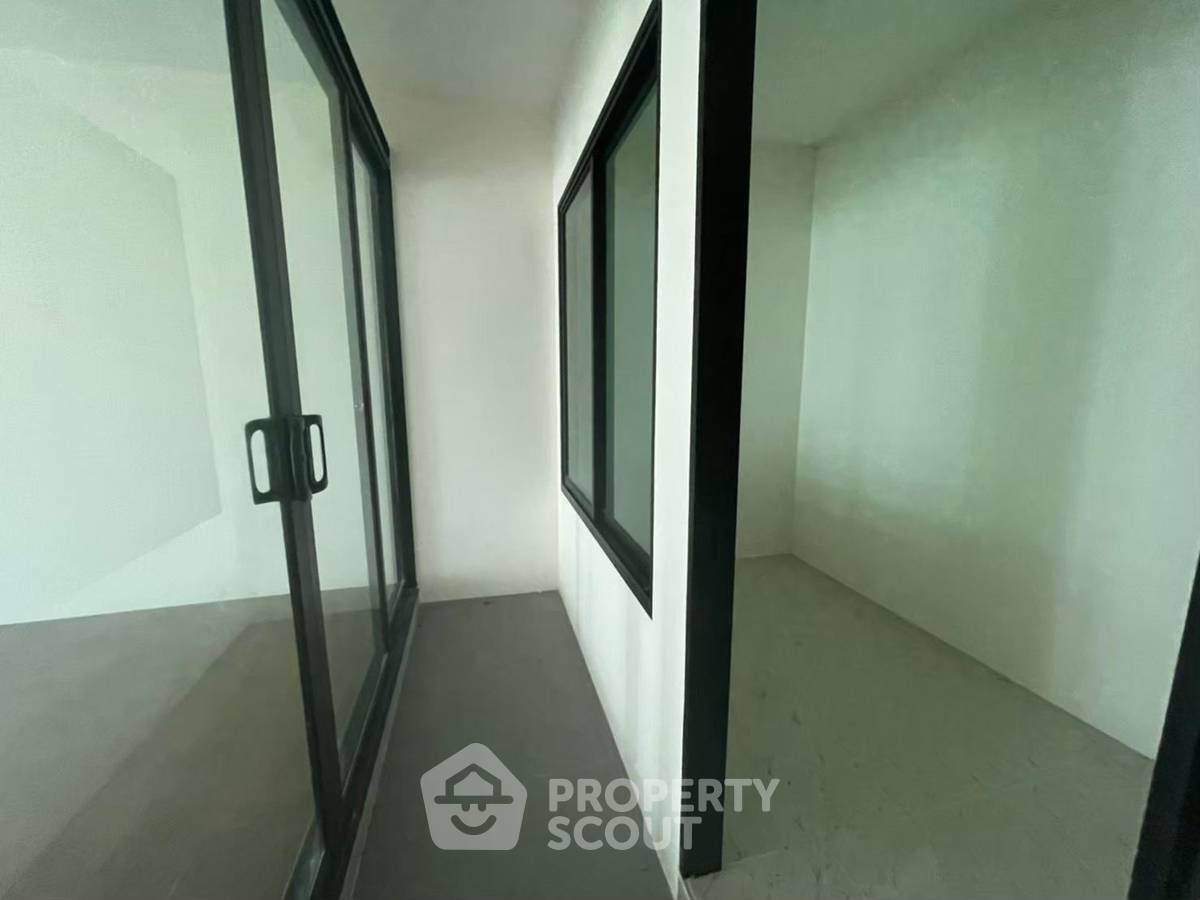 รูป บ้านเดี่ยว 3 ห้องนอน ขาย ที่ ชลนดา-สุวรรณภูมิ ใกล้สนามบินสุวรรณภูมิ (ID 2229546) - รูปที่ 10/24