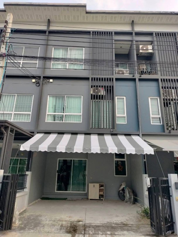Townhouses for rent :  Sammakorn Avenue      Suvarnabhumi