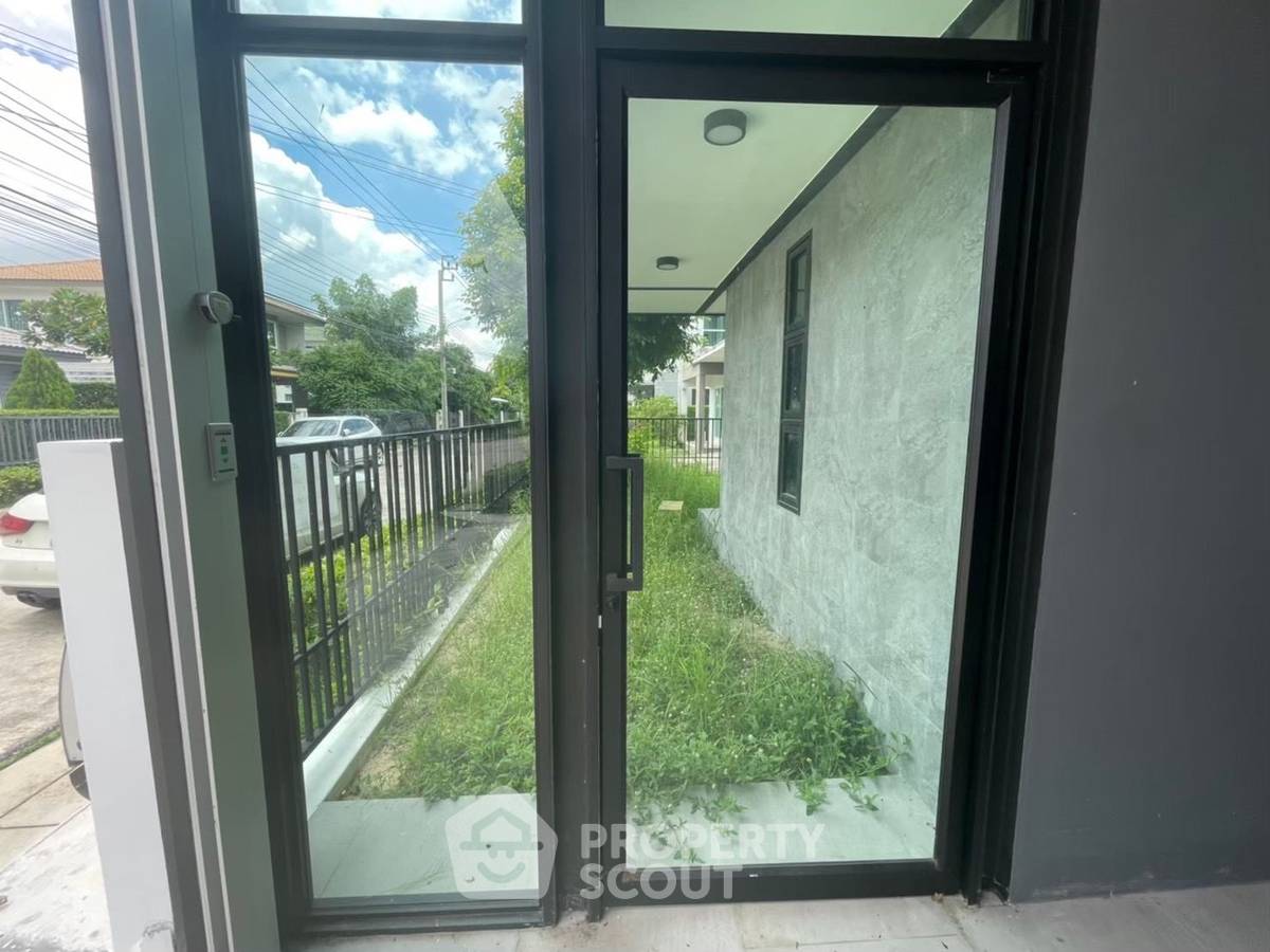 รูป บ้านเดี่ยว 3 ห้องนอน ขาย ที่ ชลนดา-สุวรรณภูมิ ใกล้สนามบินสุวรรณภูมิ (ID 2229546) - รูปที่ 3/24