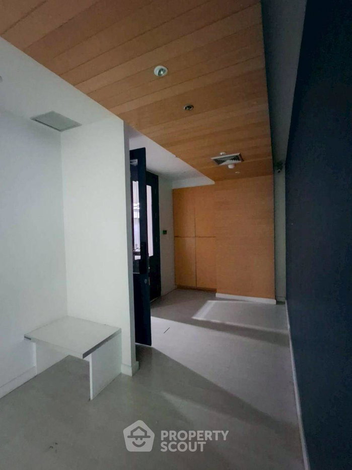 รูป คอนโด 4 ห้องนอน 186 ตร.ม. Central City East Tower ชั้นสูง (ID 1908445) - รูปที่ 9/18