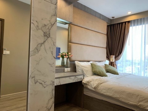 P-144049 Condo for sell IDEO Mobi Sukhumvit 66 fully furnished.
